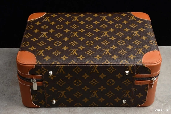 Rep EP (WITH AQ0818-158 O-W 1 JORDAN AIR CASE) AQ0818-158 -LouiV 1228